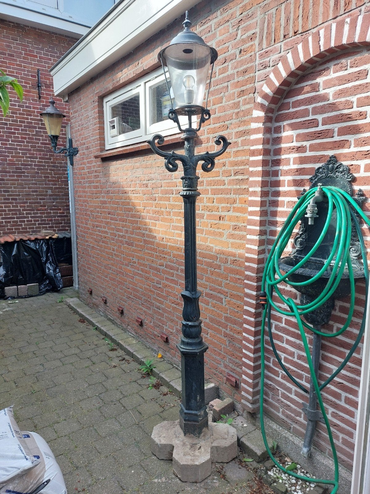 Gietijzeren lantaarnpaal, Ophalen, Gebruikt, Staande lamp, Netvoeding