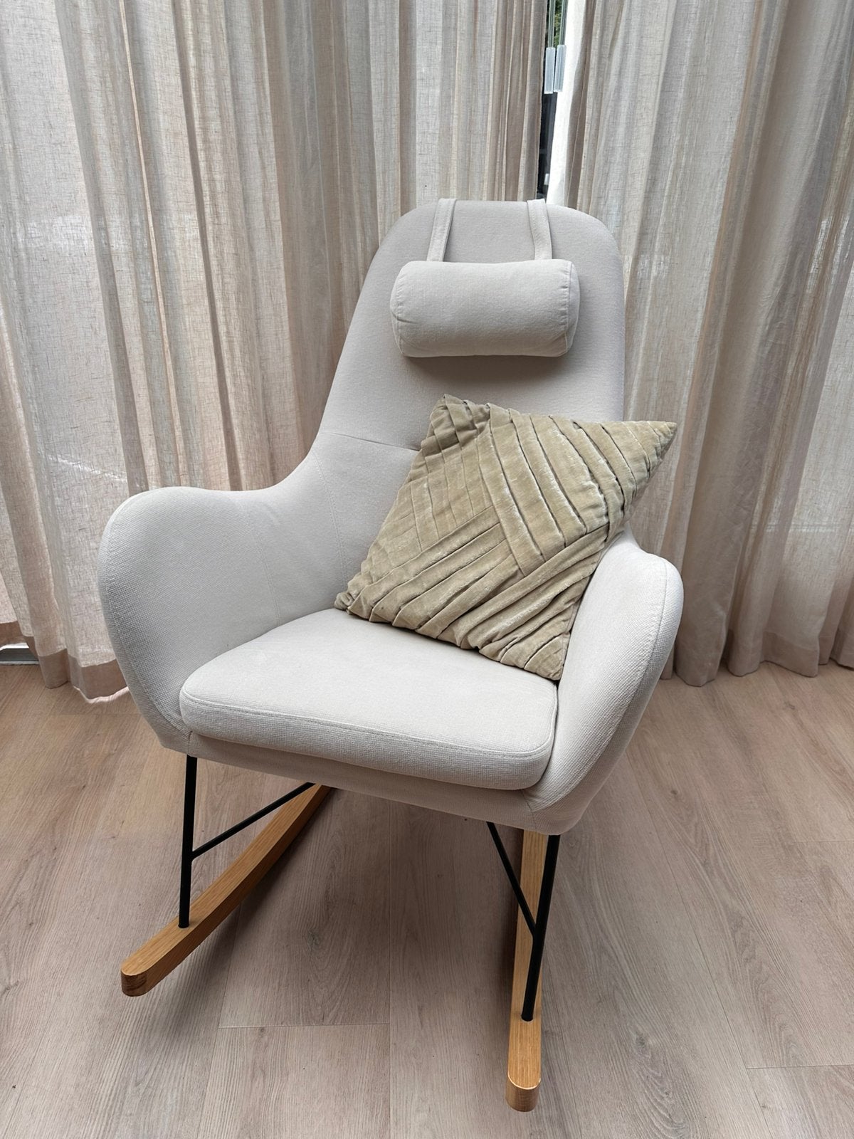 Mooie robuuste stevige schommelstoel, Huis en Inrichting, Fauteuils, Ophalen, Zo goed als nieuw, 50 tot 75 cm