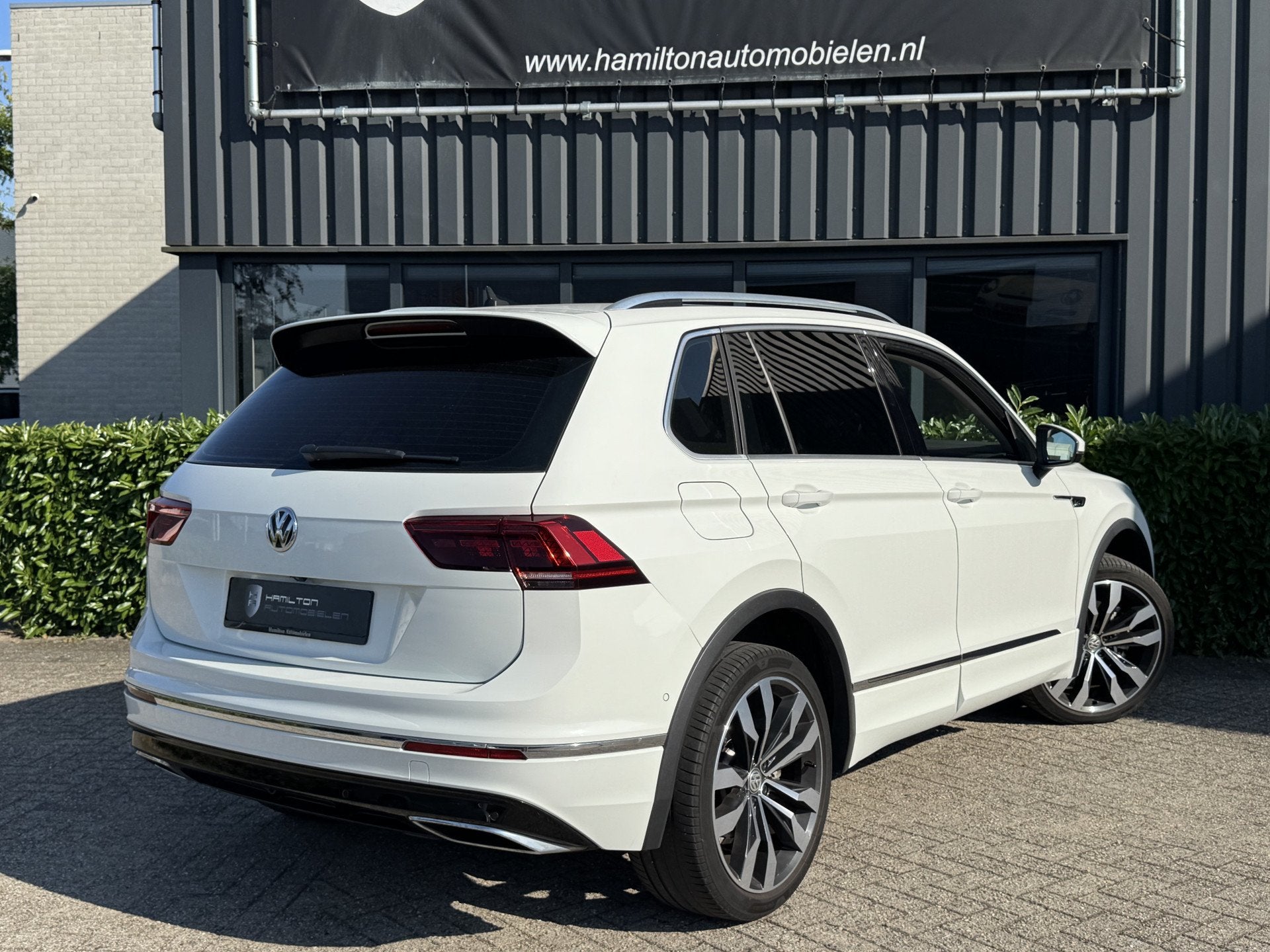 Volkswagen Tiguan 2.0 TDI 240pk Bit. DSG / Aut. 4Motion R-Li, Auto's, Gebruikt, Euro 6, Wit, Bedrijf