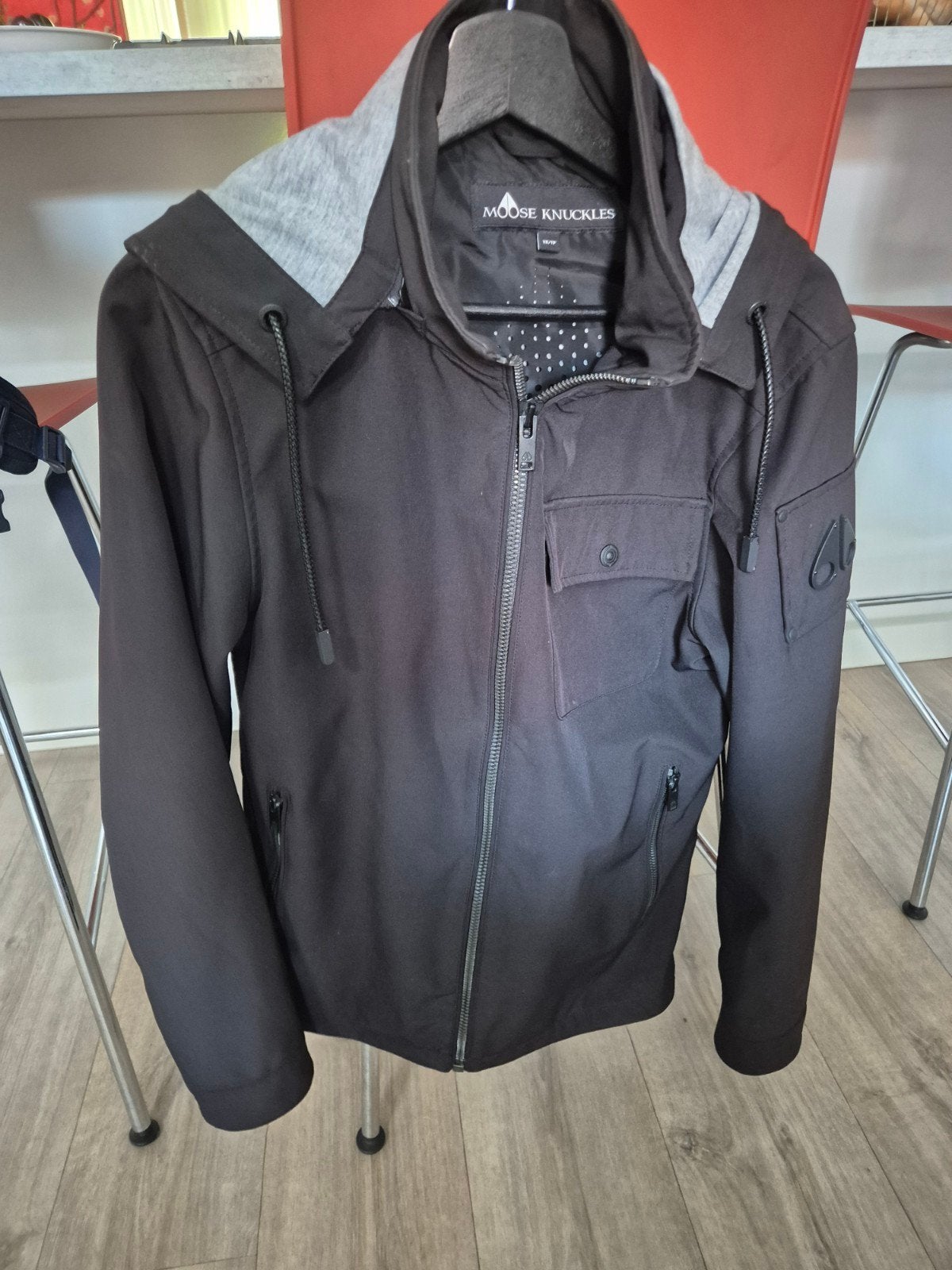 Moose Knuckles Zwarte Jas - Maat XS, Kleding | Heren, Zwart, Ophalen of Verzenden, Zo goed als nieuw, Maat 46 (S) of kleiner