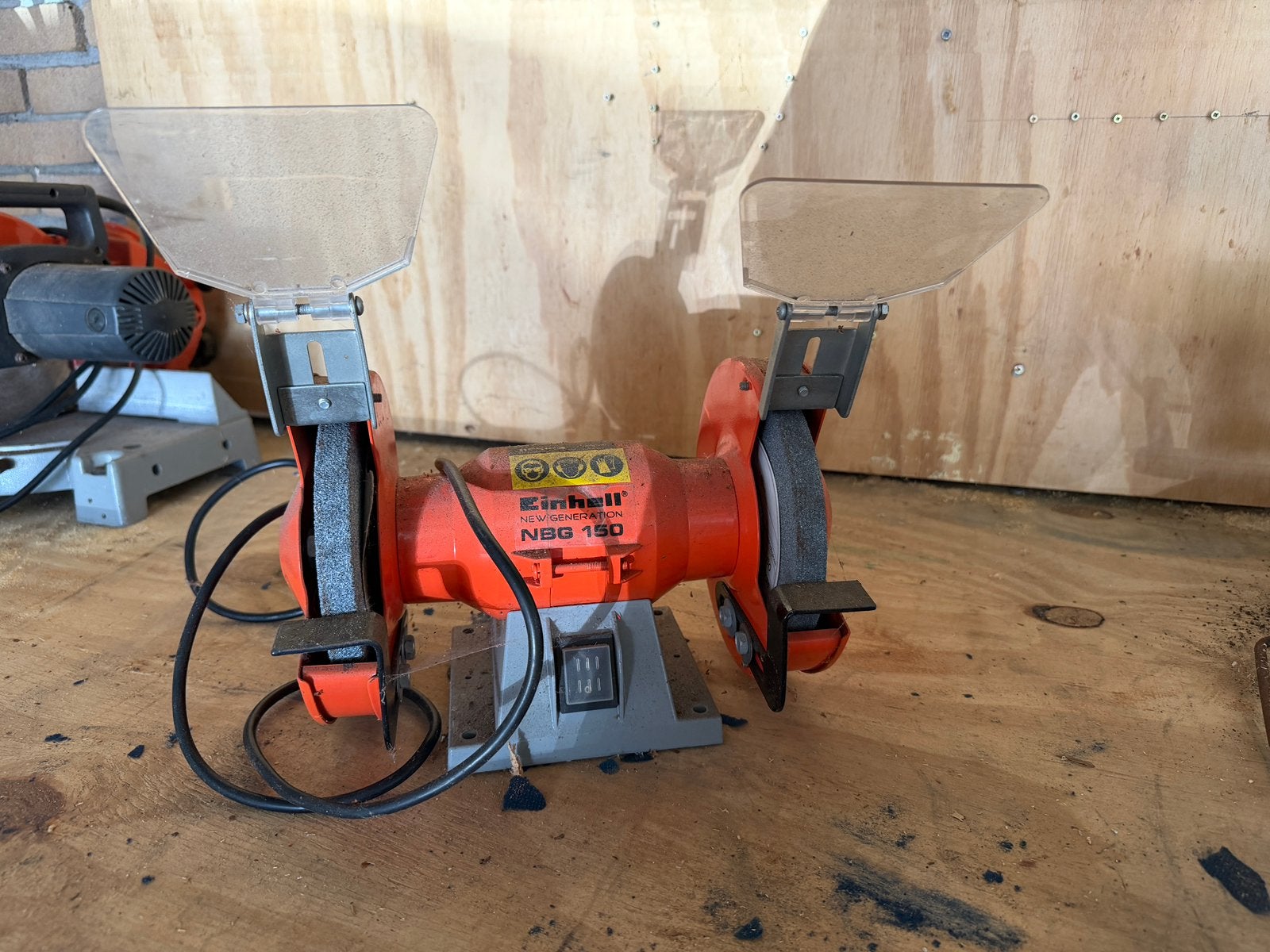 Einhell slijpmachine NBG 150, Ophalen, Gebruikt, Minder dan 700 watt, Werkbankslijpmachine