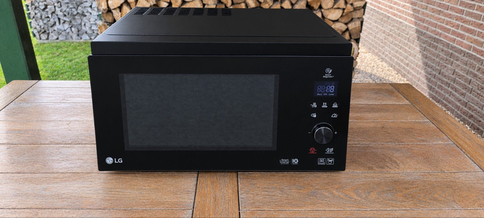 LG Combi-magnetron - Zwart - 39 l. - Nog super netjes, Witgoed en Apparatuur, Ophalen, Zo goed als nieuw, Grill
