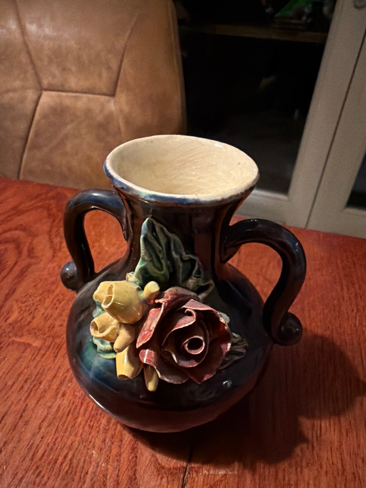Vintage vaas met bloemen reliëf, Ophalen of Verzenden