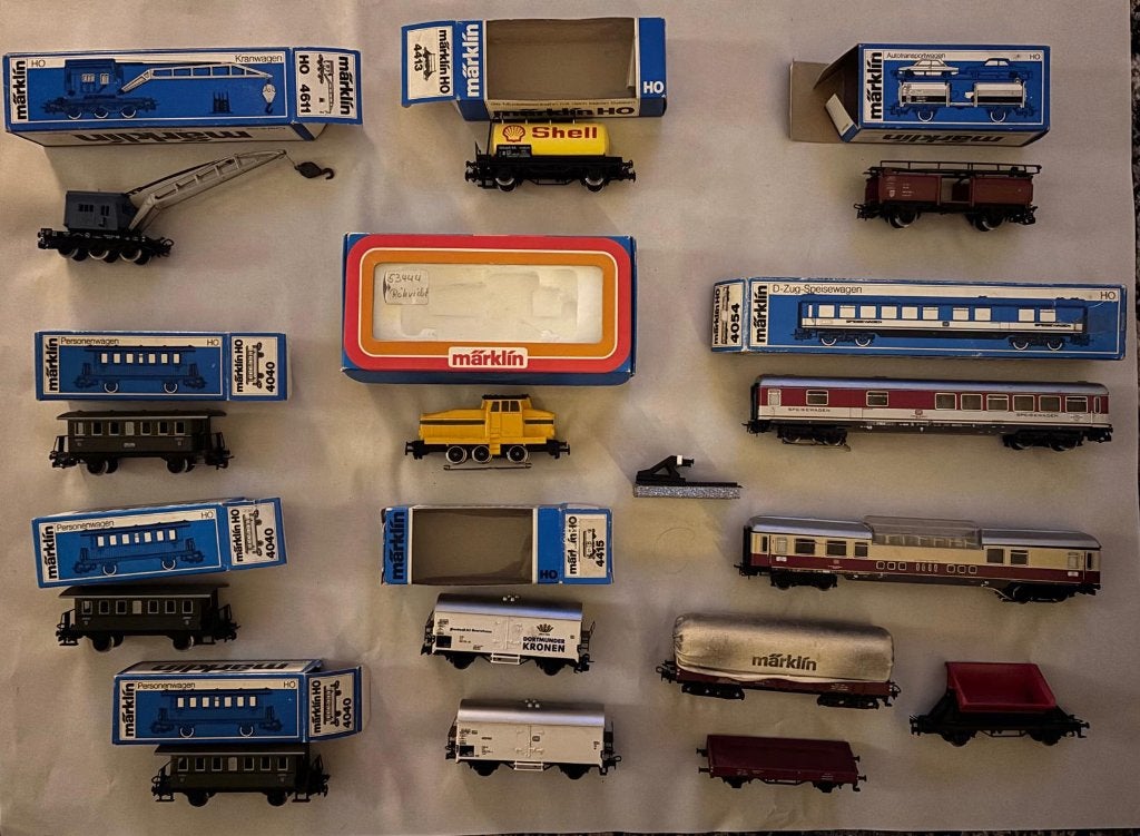 Märklin H0 startset, 2 uitbreidingen, 14 wagons en diesellok, Wisselstroom, Ophalen of Verzenden, Märklin, Gebruikt