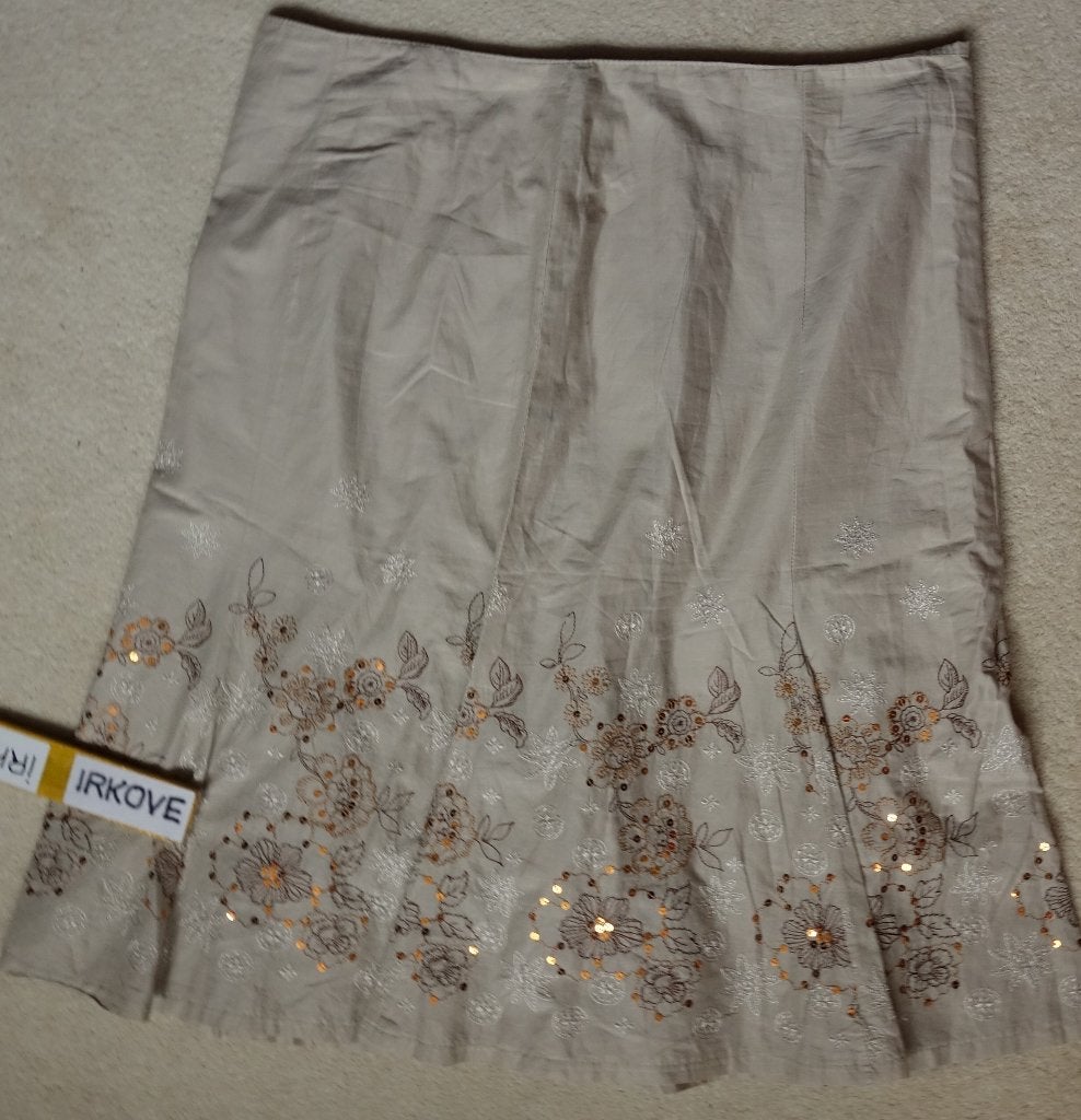 NIEUWE ROK FRAAI GEBORDUURD * Maat 50 Valt Klein!! *, Verzenden, Rok, Beige, Blanc de Ivoire