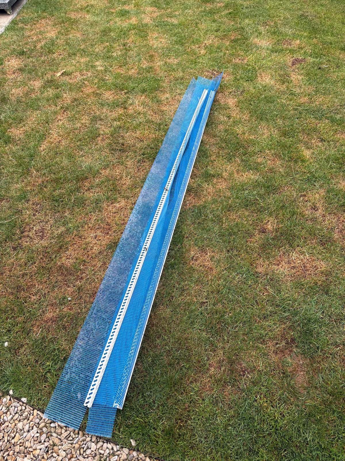 3 stuks plastic hoekprofielen met gaas, Ophalen, Nieuw