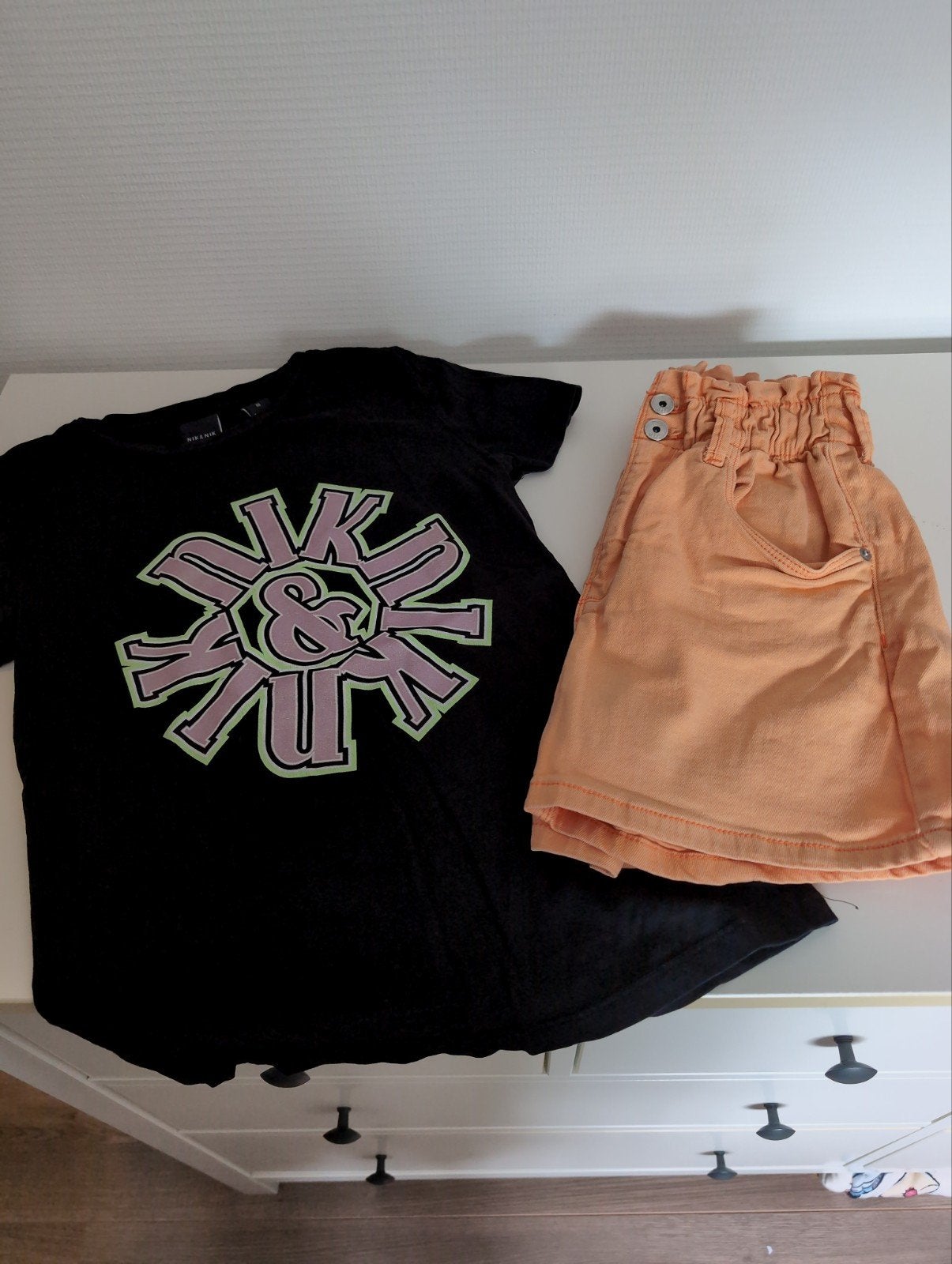 Nik&nik shirt 164 met korte broek j/m zgan!, Ophalen of Verzenden, Zo goed als nieuw, Meisje