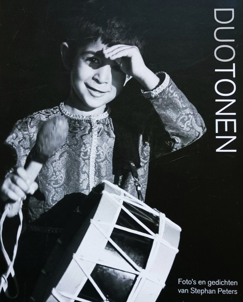 Duotonen - Stephan Peters : Gelimiteerd 125 / 250 Oplage, Boeken, Overige Boeken, Ophalen of Verzenden, Zo goed als nieuw, Stephan Peters