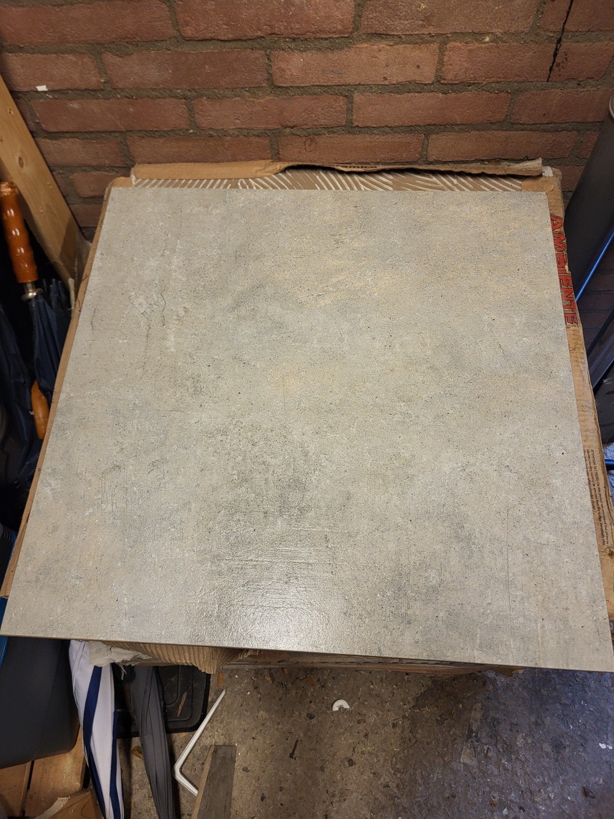 Vloertegels 60,5x60,5 - 23.8m2, Ophalen, 30 cm of meer, Steen of Klei, 50 tot 150 cm