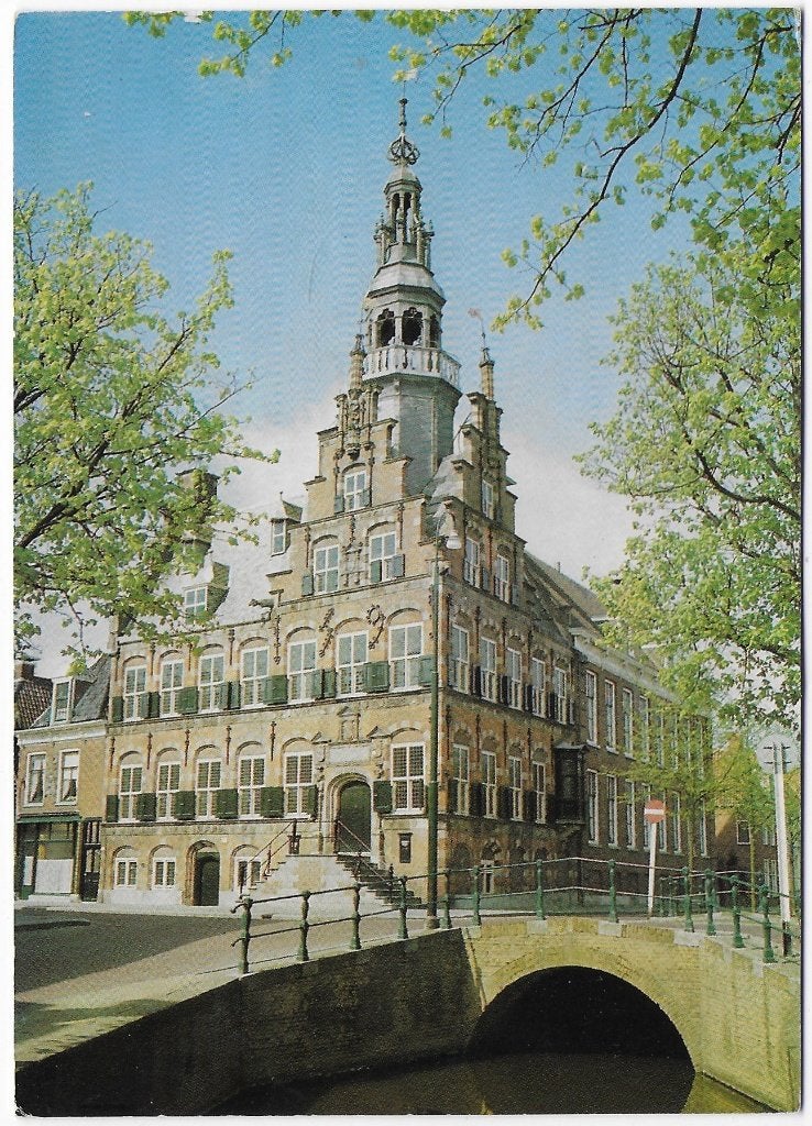 Stadhuis Franeker Gelopen Ansichtkaart (B5764 ), Ophalen of Verzenden, 1980 tot heden, Gelopen, Friesland