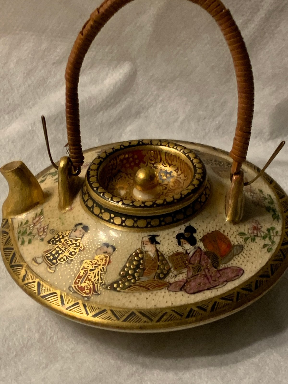 Antiek Japans Miniatuur Porseleinen Theepotje, Ophalen of Verzenden
