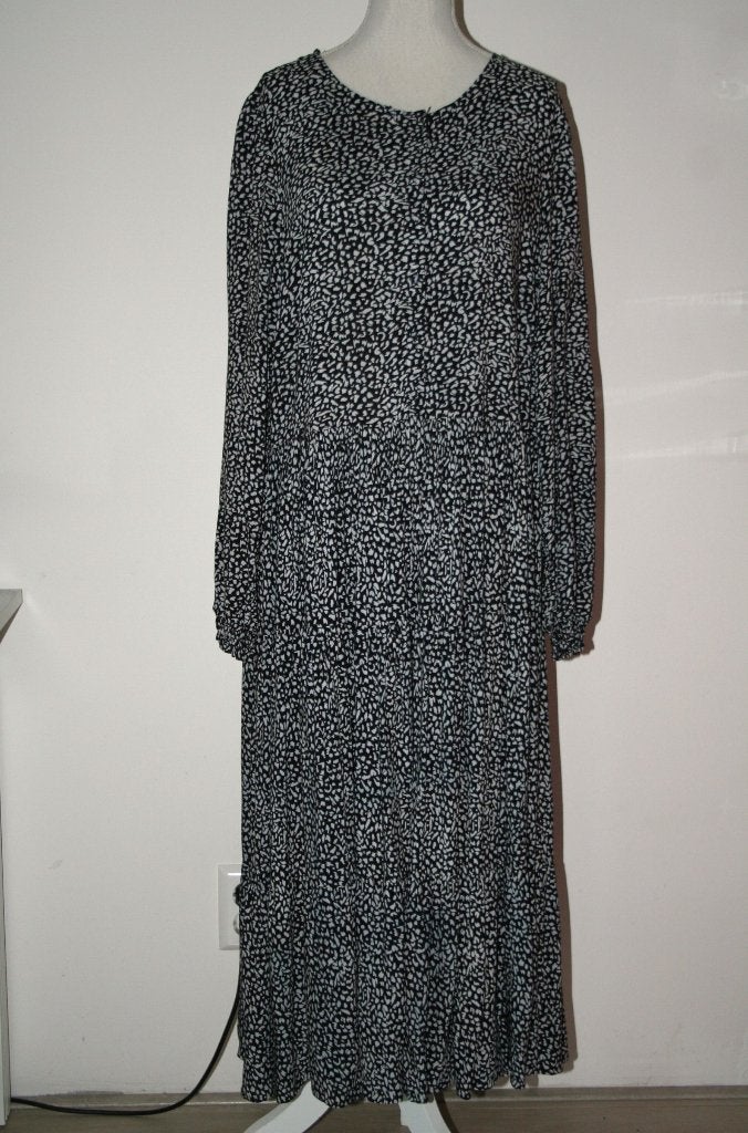 Fit & Flare Dress Yessica viscose jurk mt 44 L Nieuw, Kleding | Dames, Verzenden, Zwart, Maat 42/44 (L), Nieuw