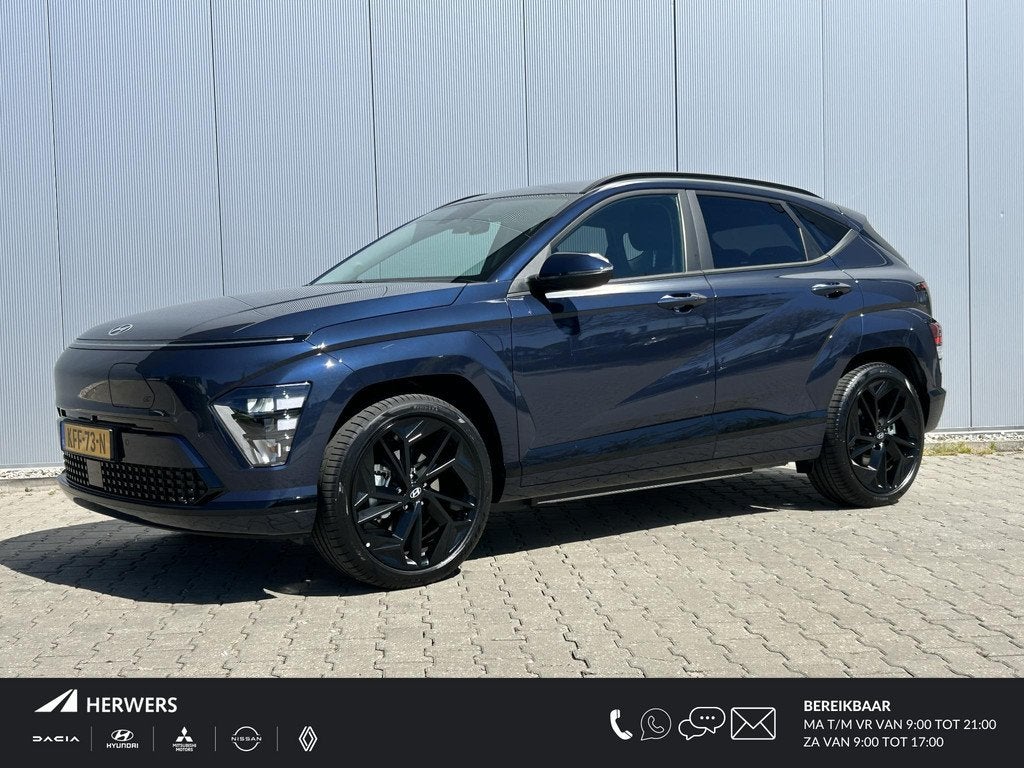 Hyundai Kona Long Range Pure Edition 64.8 kWh / 20 Inch Lich, Auto's, Hyundai, Stof, Gebruikt, 750 kg, Blauw