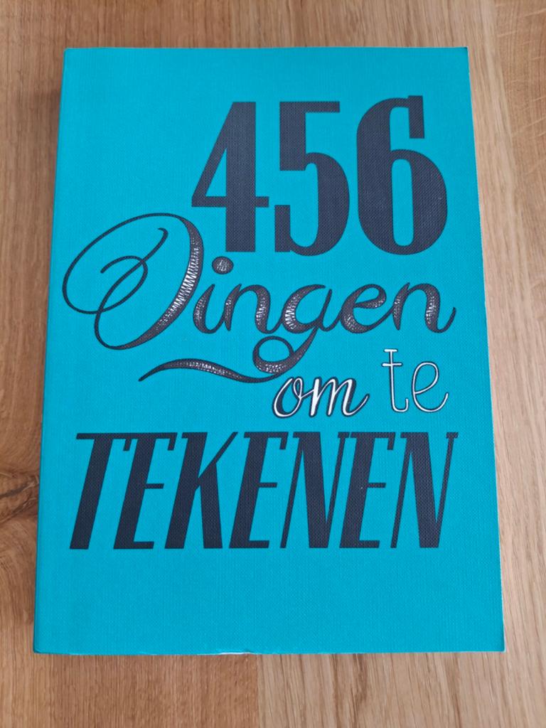 456 Dingen om te Tekenen - Tekenboek, Ophalen of Verzenden, Zo goed als nieuw