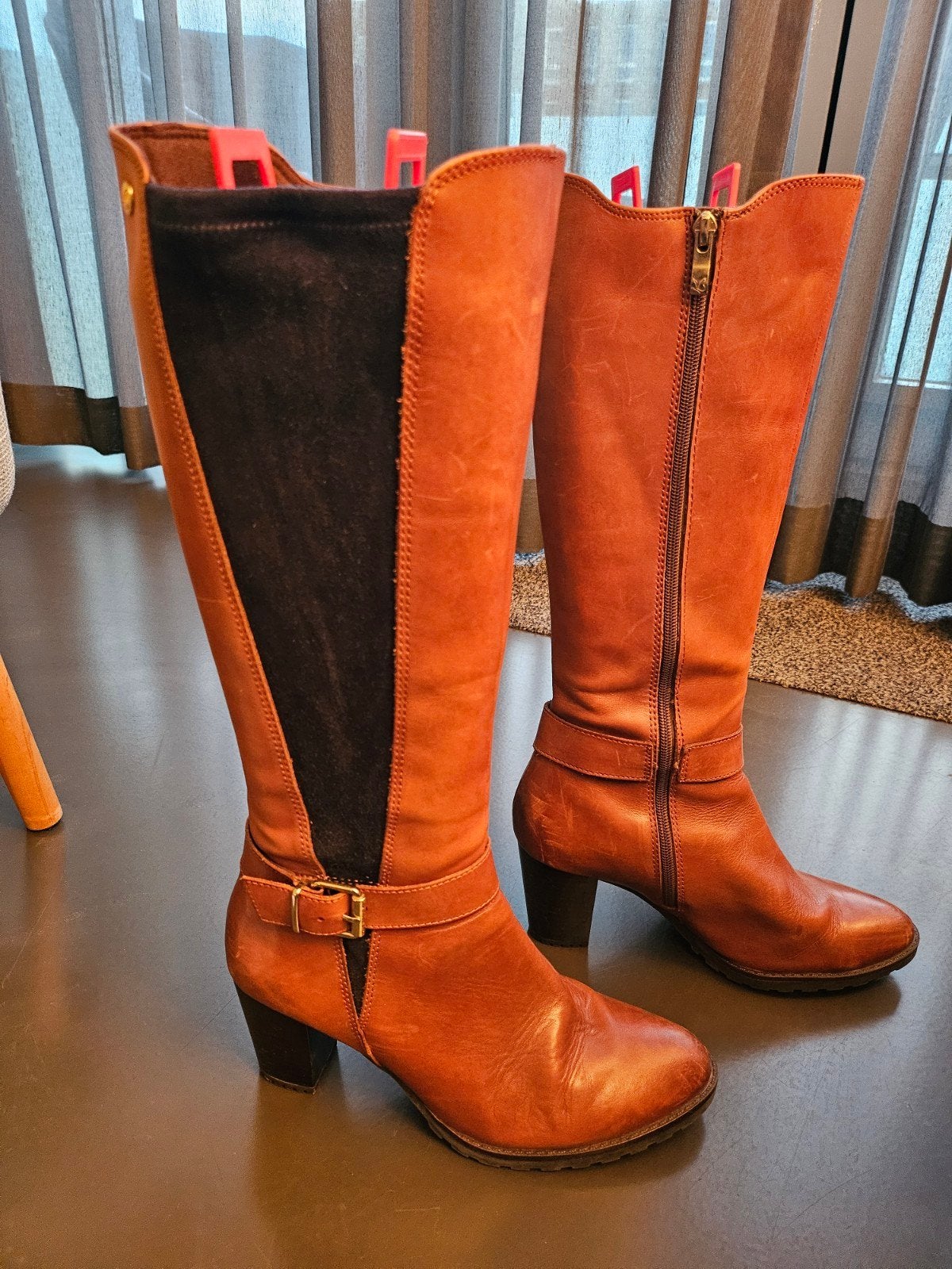 Cognac leren hoge laarzen met hak - Maat 39, Hoge laarzen, Bruin, Ophalen of Verzenden, Gedragen