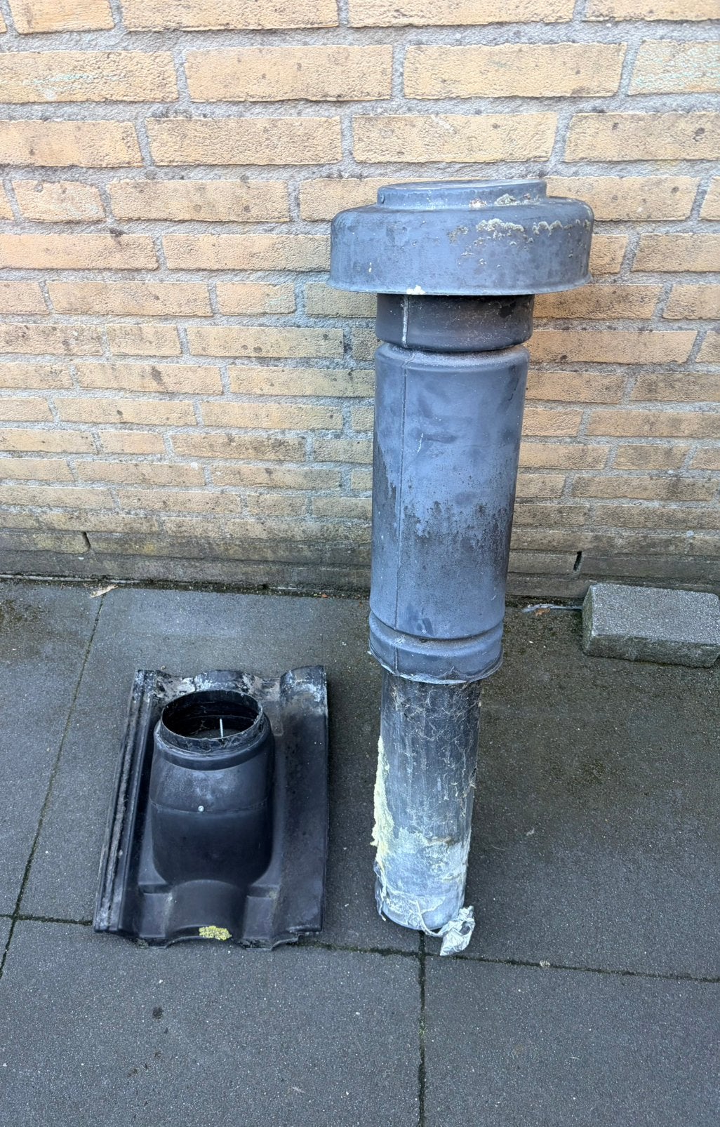 Ubbink NER dakdoorvoerpan en ventilatie pijp, Ophalen, Overige materialen, Gebruikt, Zwart