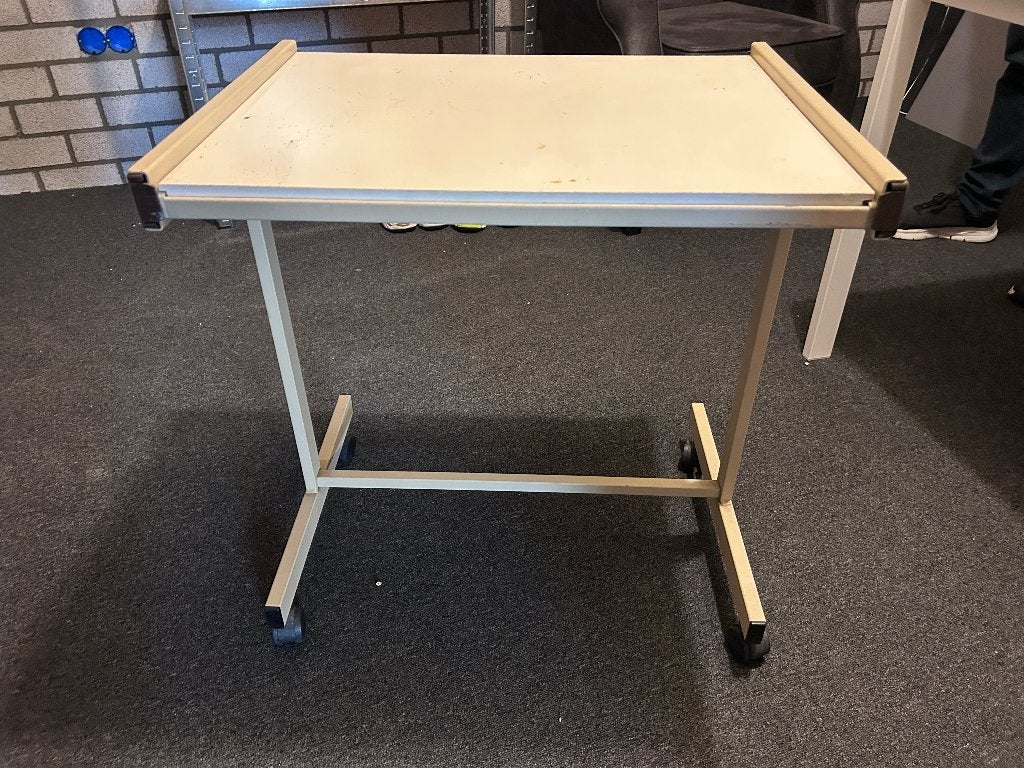 Verrijdbaar werktafeltje karretje op wieltjes – ca. 90x60 cm, Ophalen, Gebruikt, Overige typen