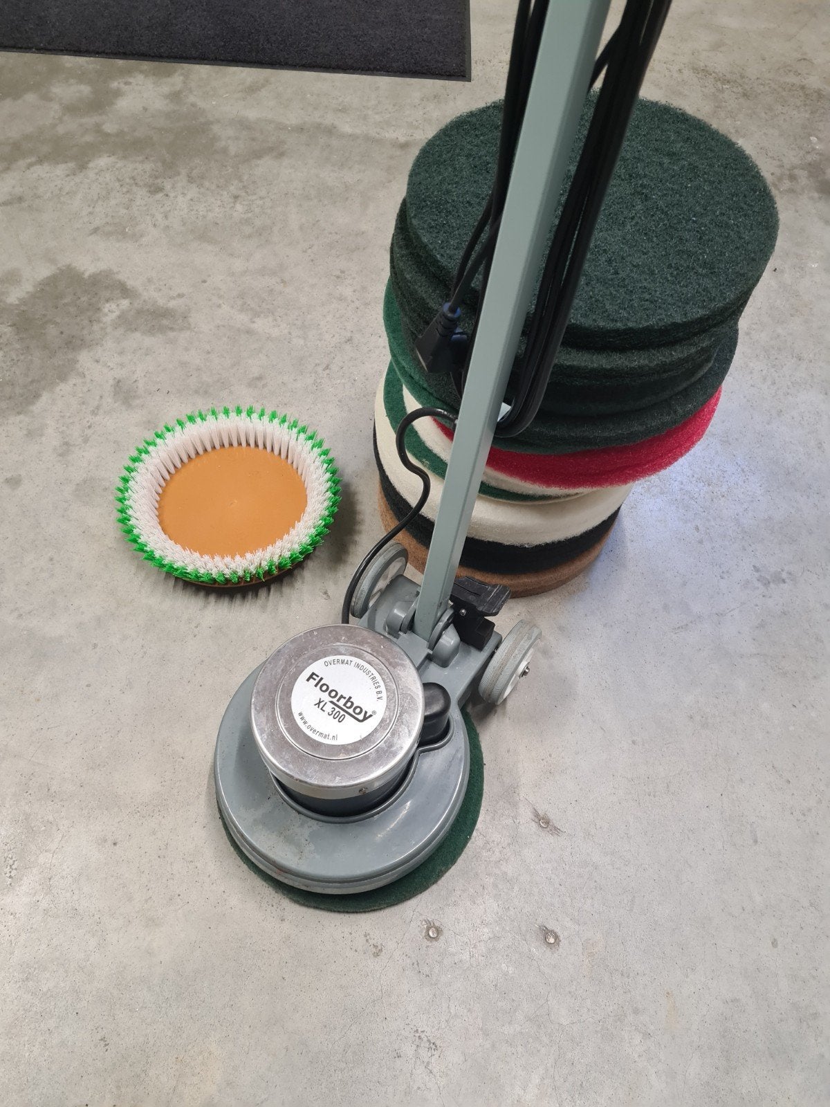 Floorboy XL 300 Vloerreiniger met stapel pads, Ophalen, Zo goed als nieuw