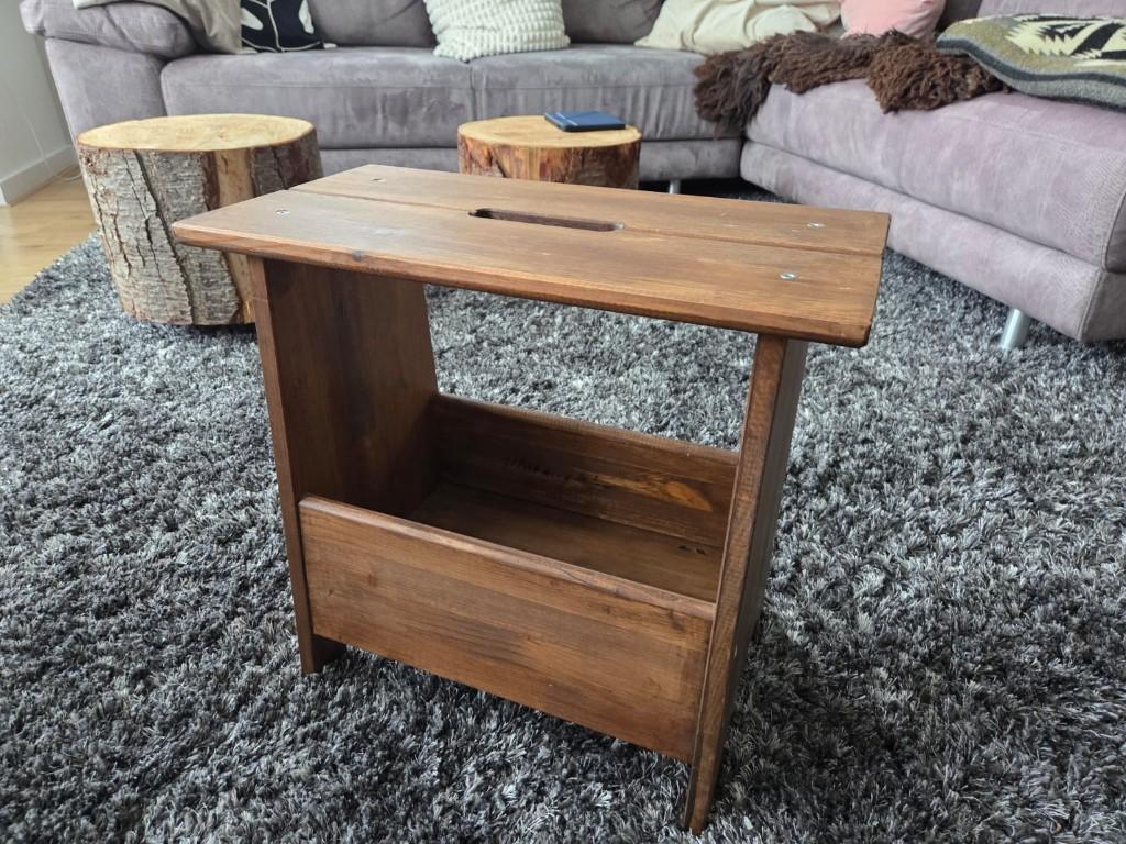 Ikea Perjohan kruk met opbergruimte, Ophalen, Zo goed als nieuw, Hout