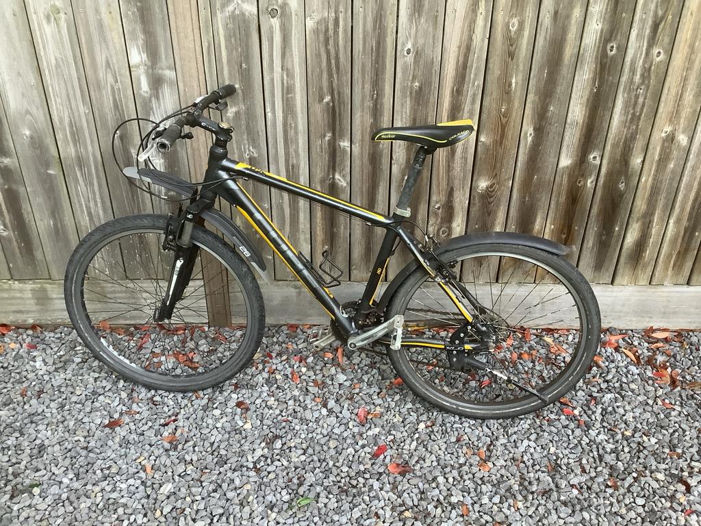 Cube Mountainbike met 24 versnellingen 26 inch wielen, Fietsen en Brommers, Ophalen, Zo goed als nieuw