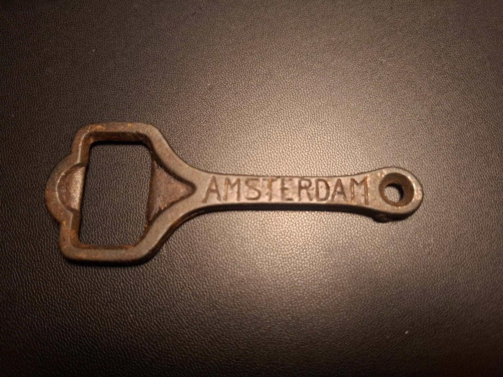 Vintage Vollenhoven Amsterdam bieropener, Ophalen of Verzenden, Gebruikt