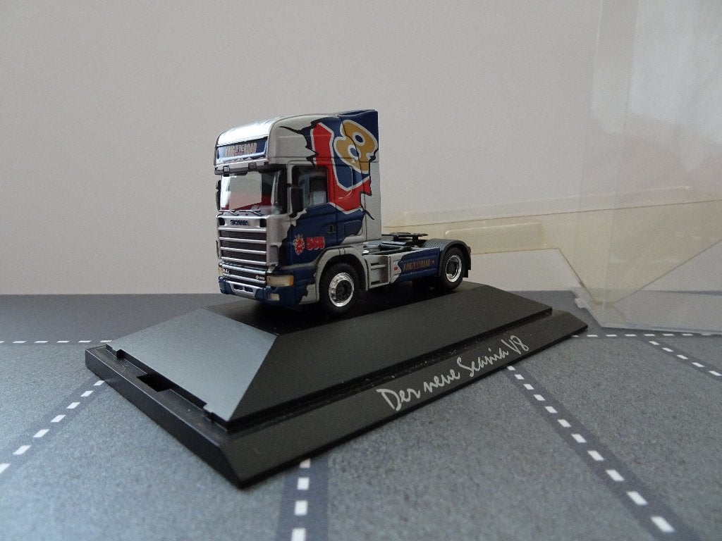 112 herpa scania 164l 580 v8 demo trekker 1:87 truck trein, Ophalen of Verzenden, Zo goed als nieuw, Bus of Vrachtwagen, Herpa