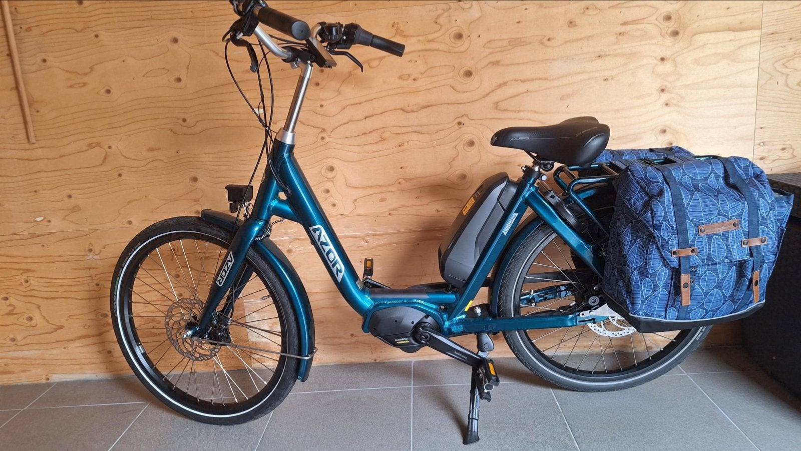 Azor E-bike zonder fiesttassen - Zo goed als nieuw, Fietsen en Brommers, Zo goed als nieuw, 51 tot 55 cm, 50 km per accu of meer