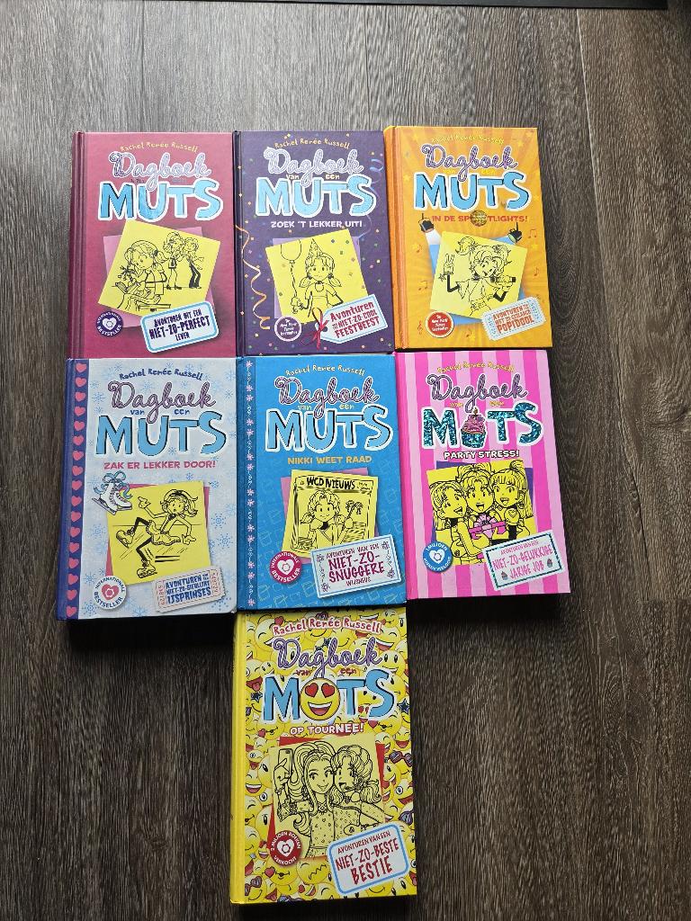 Dagboek van een muts (Deel 1,2,3,4,5,13,14), Boeken, Kinderboeken | Jeugd | 10 tot 12 jaar, Zo goed als nieuw, Fictie, Ophalen