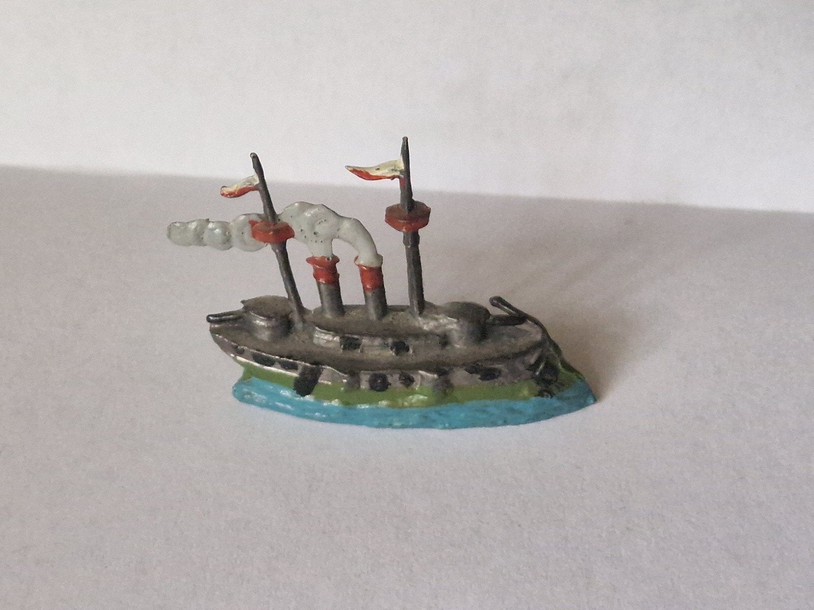 Antieke tinnen figuur oorlogsschip militaria tin boot schip, Verzenden