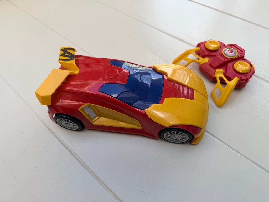Marvel NIKKO bestuurbare auto, Kinderen en Baby's, Speelgoed | Speelgoedvoertuigen, Ophalen of Verzenden, Zo goed als nieuw
