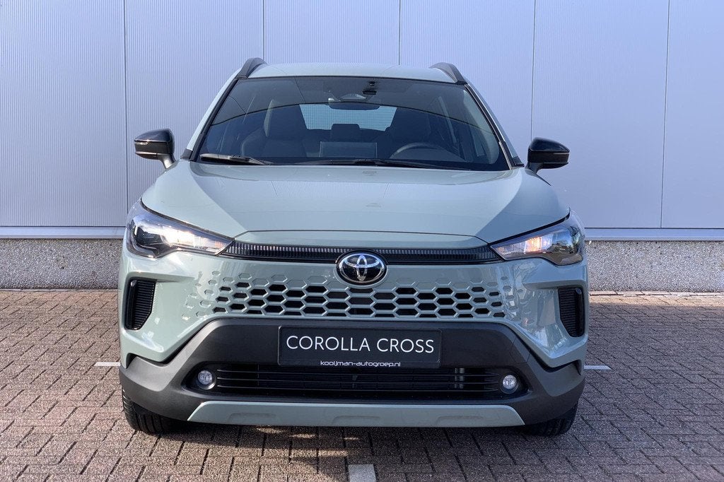 Toyota Corolla Cross Hybrid 140 Active | Camera | Stoelverwa, Auto's, Toyota, Stof, Euro 6, Nieuw, Hybride Elektrisch/Benzine
