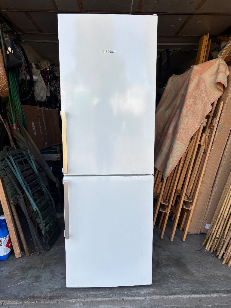 Bosch Koelvriescombinatie, Ophalen, 200 liter of meer, Met aparte vriezer, 160 cm of meer