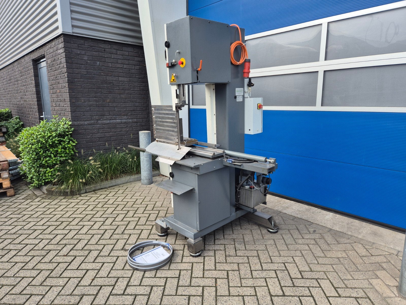 BAUER Lintzaagmachine Automatisch Hydraulische tafel Bj.2016, Gebruikt, Duitsland, 70 mm of meer, Info@bolkmachinehandel.nl