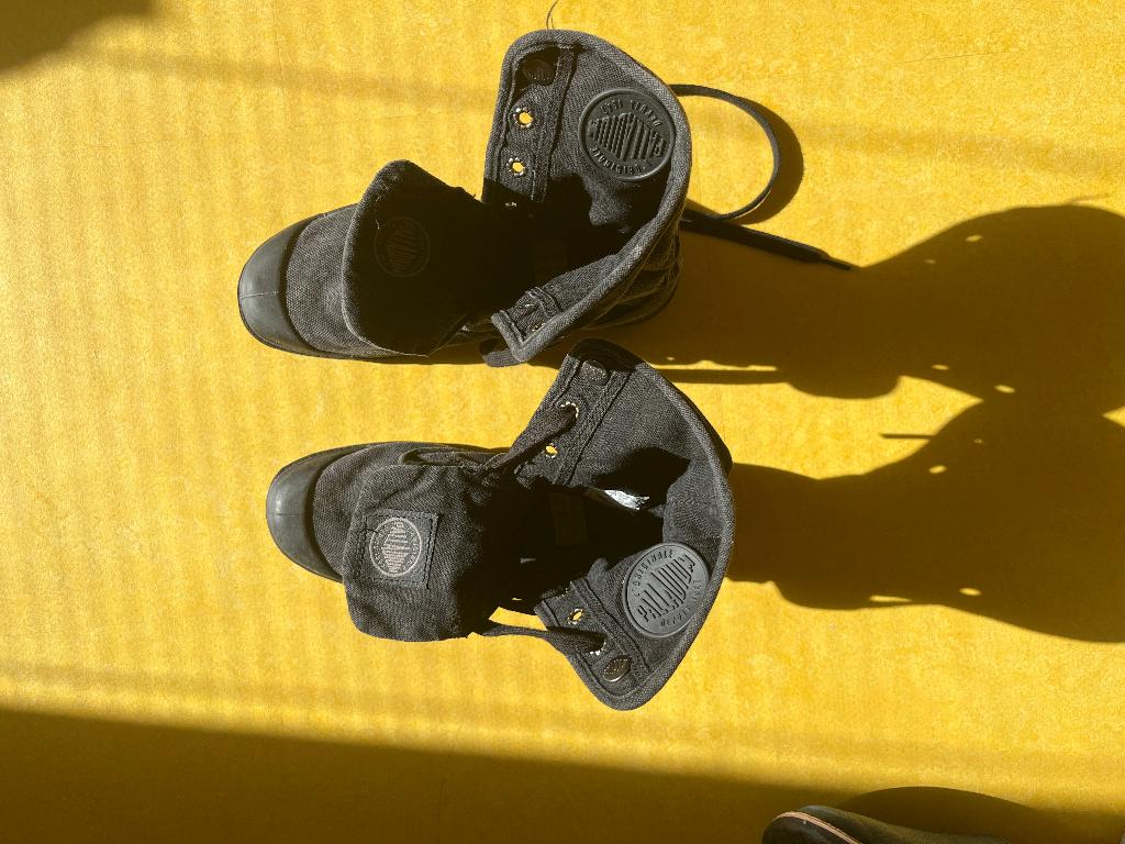 Palladium kistjes maat 39.5, Kleding | Dames, Schoenen, Zwart, Lage of Enkellaarzen, Palladium, Ophalen of Verzenden