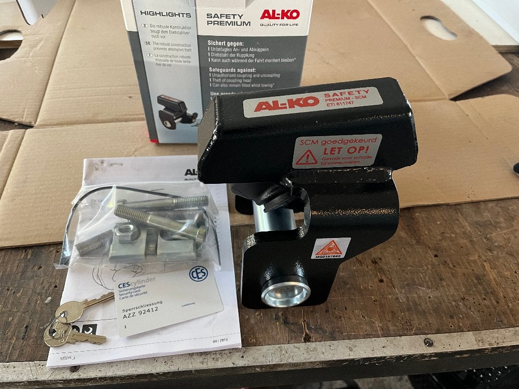 Alko Caravan dissel slot, Ophalen, Nieuw