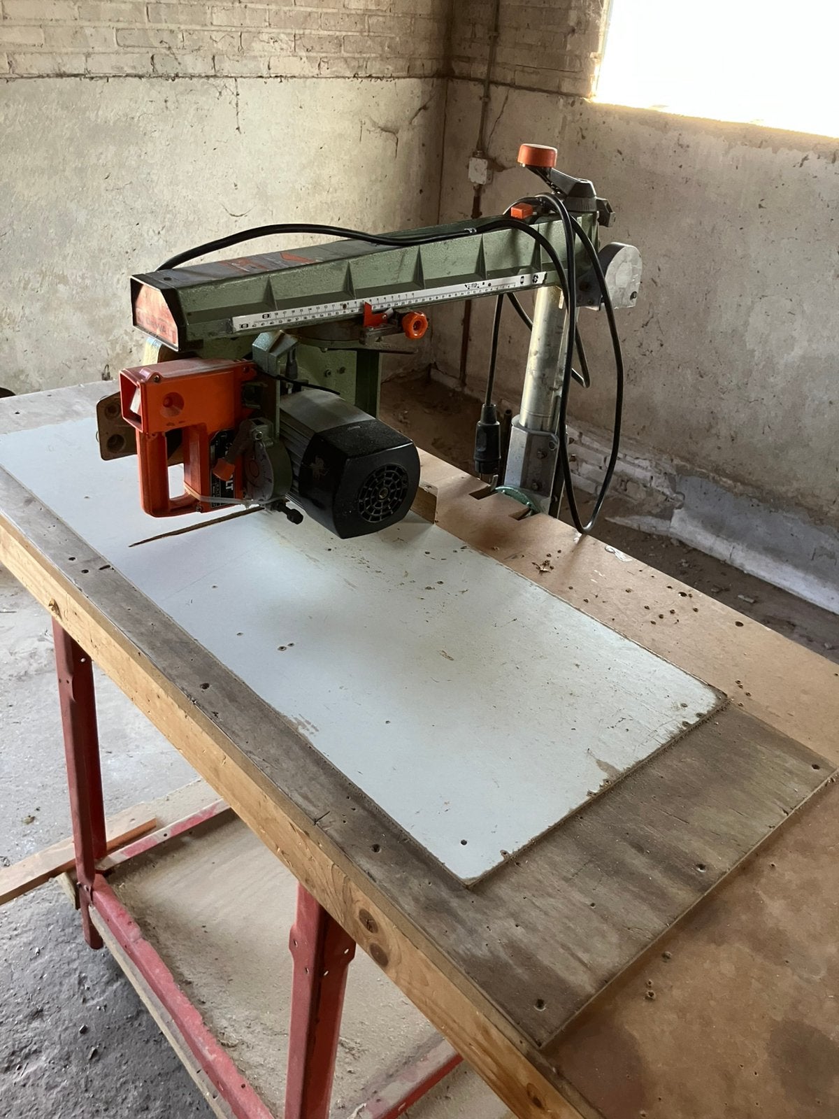 Dewald Radiaalzaag, Doe-het-zelf en Verbouw, Gereedschap | Zaagmachines, 70 mm of meer, Ophalen of Verzenden, Zo goed als nieuw