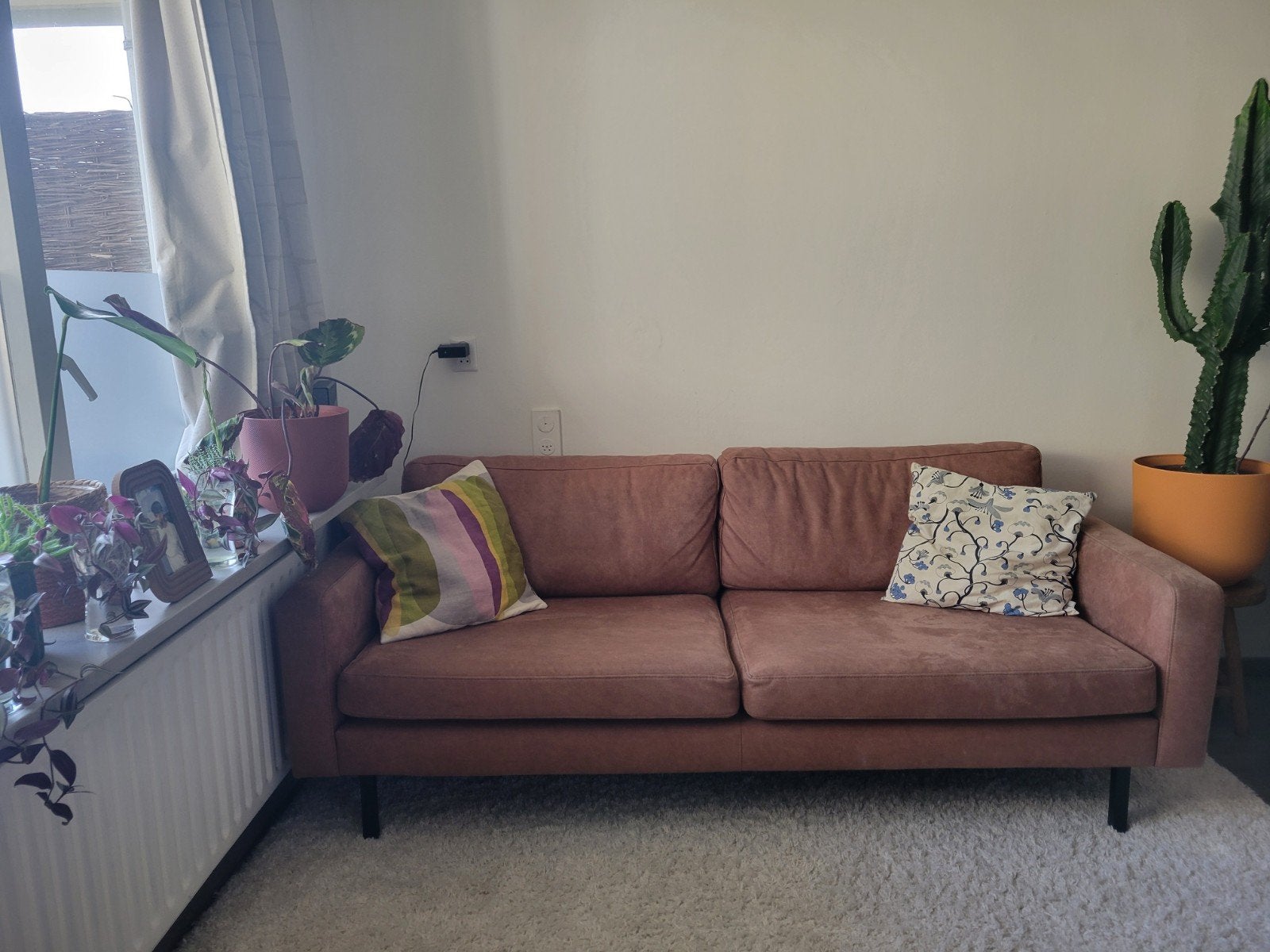 Comfortabele 2-zitsbank in terracotta kleur, Ophalen, Gebruikt, 150 tot 200 cm, Tweepersoons