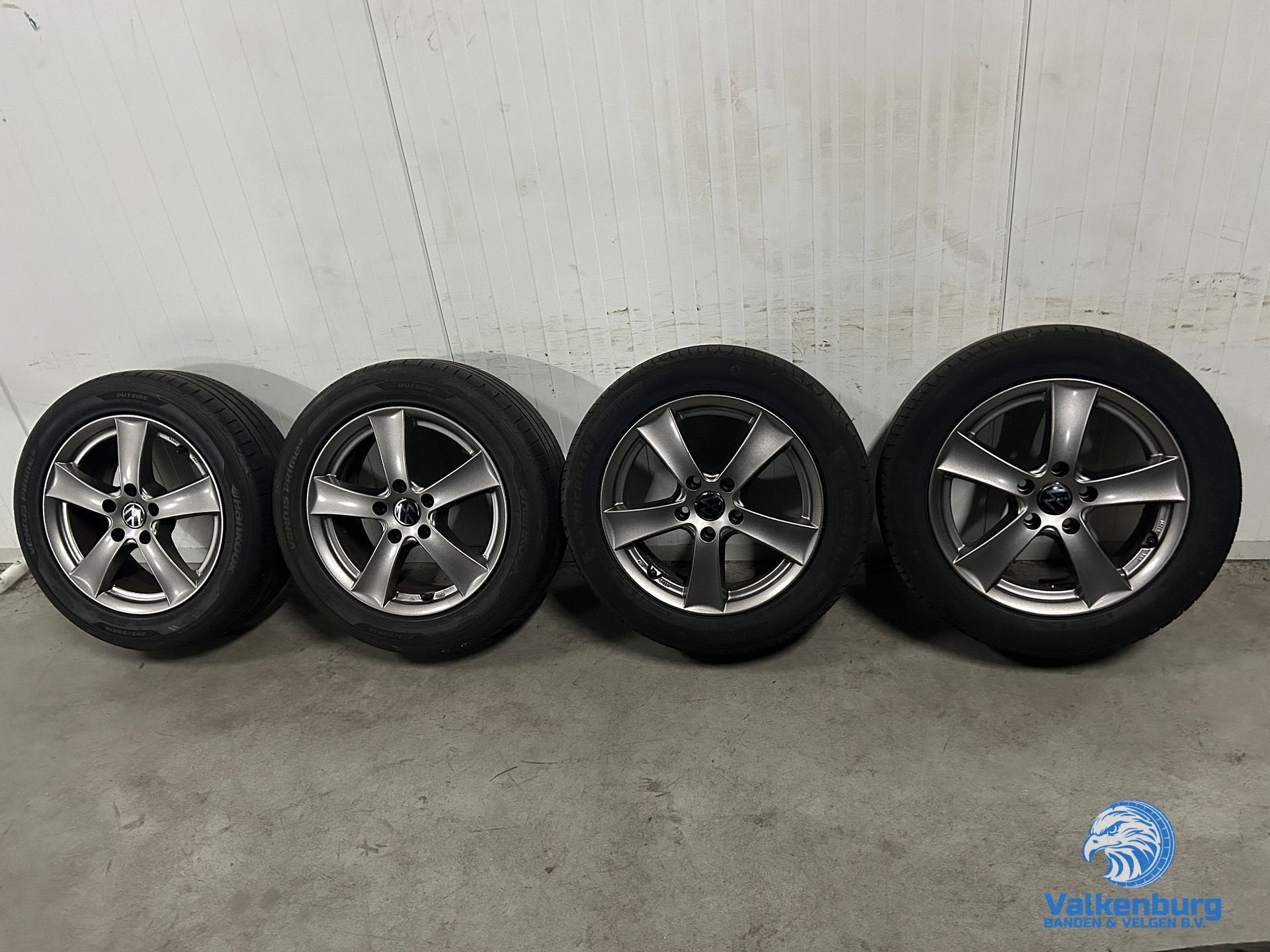 6mm! VAG VW Golf Caddy Audi A3 Leon 16 inch antraciet velgen, Auto-onderdelen, Banden en Velgen, Gebruikt, -, Banden en Velgen