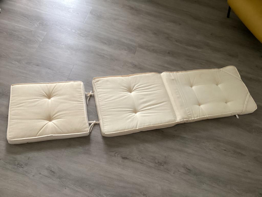 Deckchair set kussen creme / ivoor kleur , als nieuw 5cm dik, Tuin en Terras, Ligbedden, Ophalen of Verzenden, Zo goed als nieuw