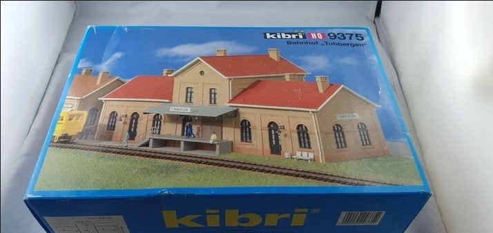 Kibri: Station Tubbergen NIEUW, Overige merken, Gelijkstroom of Wisselstroom, Brug, Tunnel of Gebouw, Nieuw