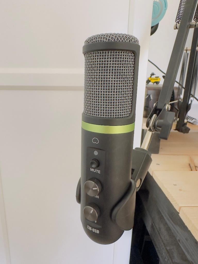 Mackie em usb condensator microfoon, Ophalen of Verzenden, Zo goed als nieuw, Studiomicrofoon
