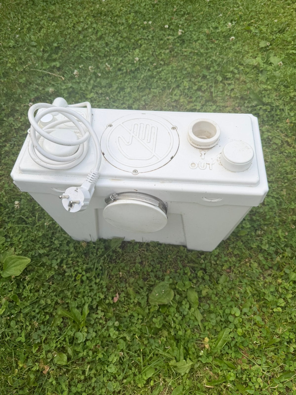 Kibani broyeur toilet, Doe-het-zelf en Verbouw, Ophalen, Gebruikt, Toilet