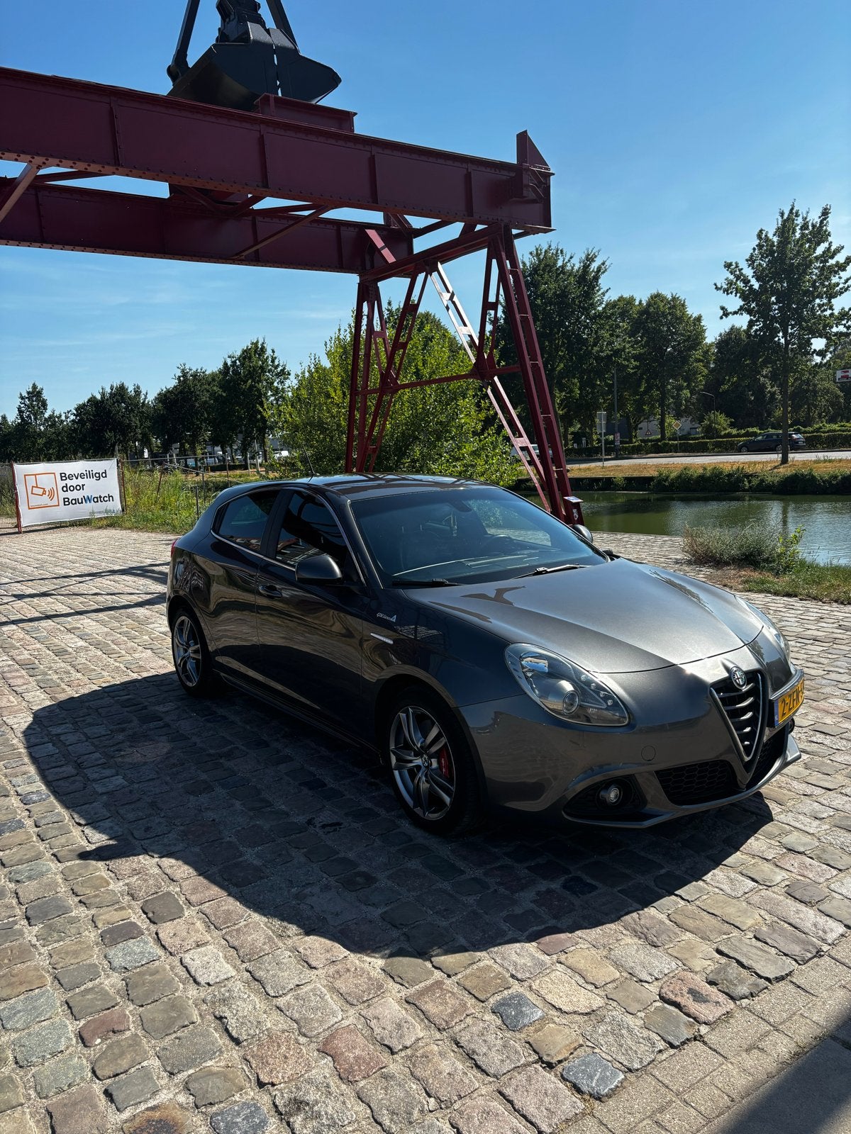 Alfa Romeo Giulietta 1.4 Turbo Multi AIR TCT met carplay!, Auto's, 1280 kg, 4 cilinders, Origineel Nederlands, Particulier