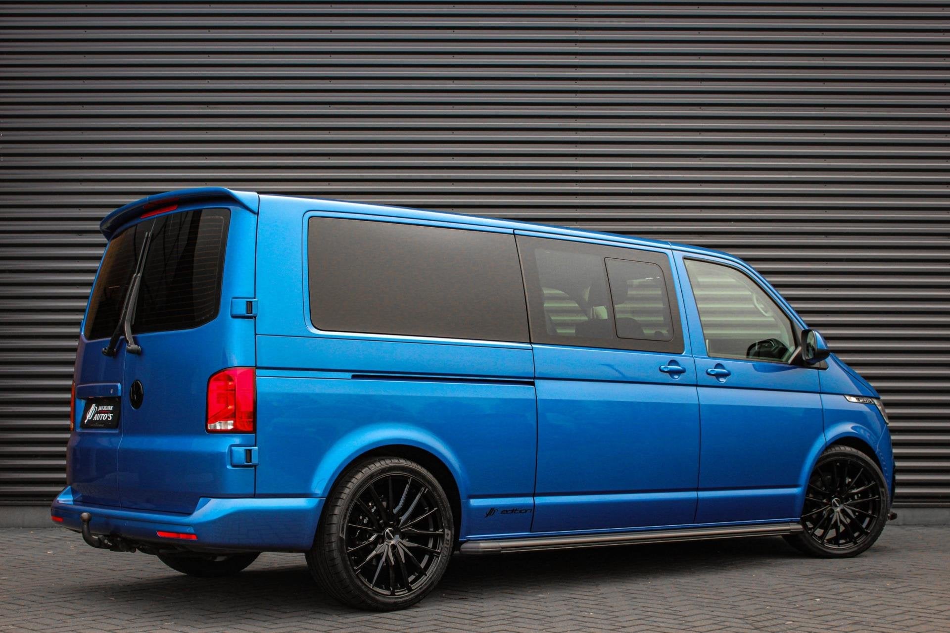 Volkswagen Transporter 2.0 TDI L2H1 BULLI DUBBEL CABINE 150P, Dealer onderhouden, 4 cilinders, 150 pk, Bedrijf