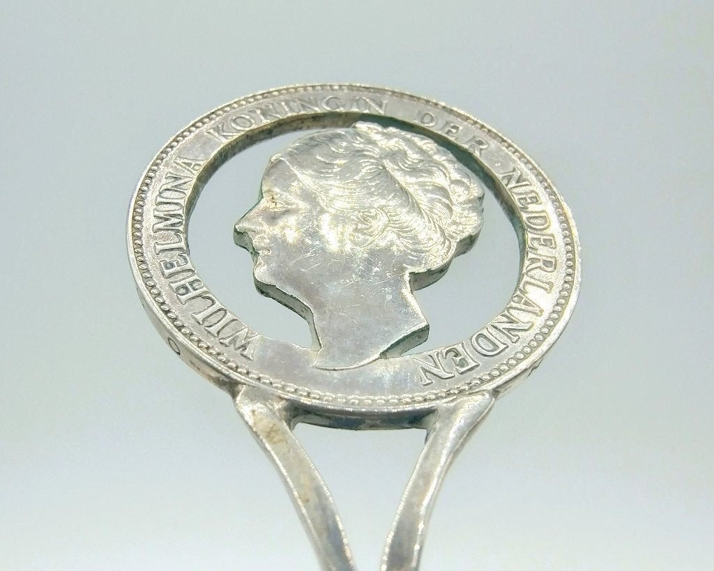 Zilveren muntlepel, Rijksdaalder / gulden Wilhelmina., Verzenden, Koningin Wilhelmina, 2½ gulden, Zilver