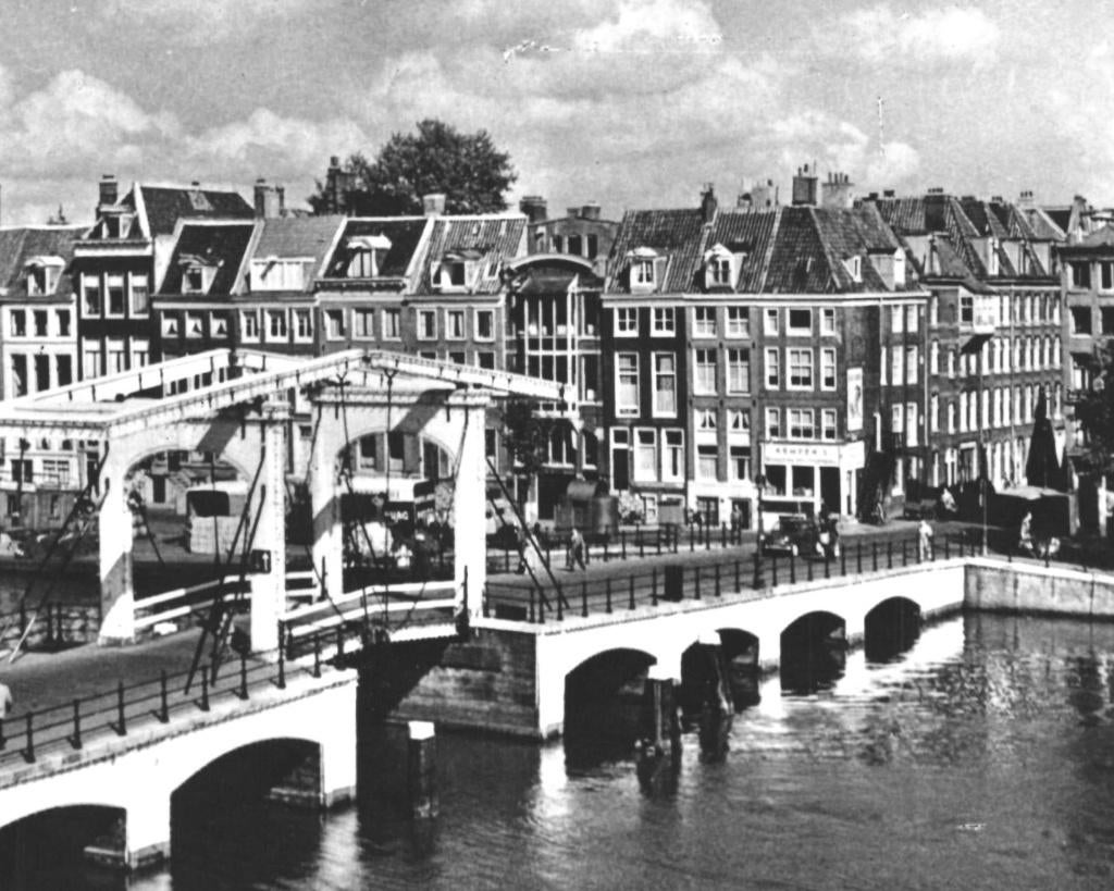 946682 Amsterdam Magere Brug 1967 NH Gelopen, Ophalen of Verzenden, 1960 tot 1980, Gelopen, Noord-Holland