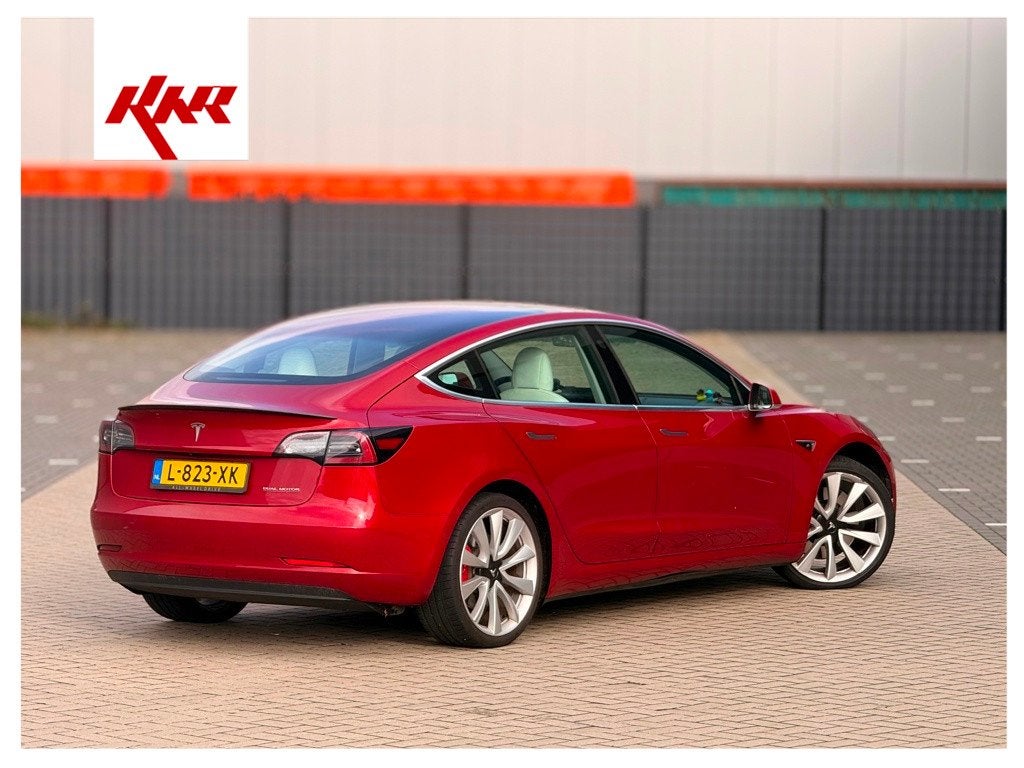 Tesla Model 3 Performance Enhanced autopilot 89% SOH wit int, Auto's, Automaat, 462 pk, 1249 min, Geïmporteerd