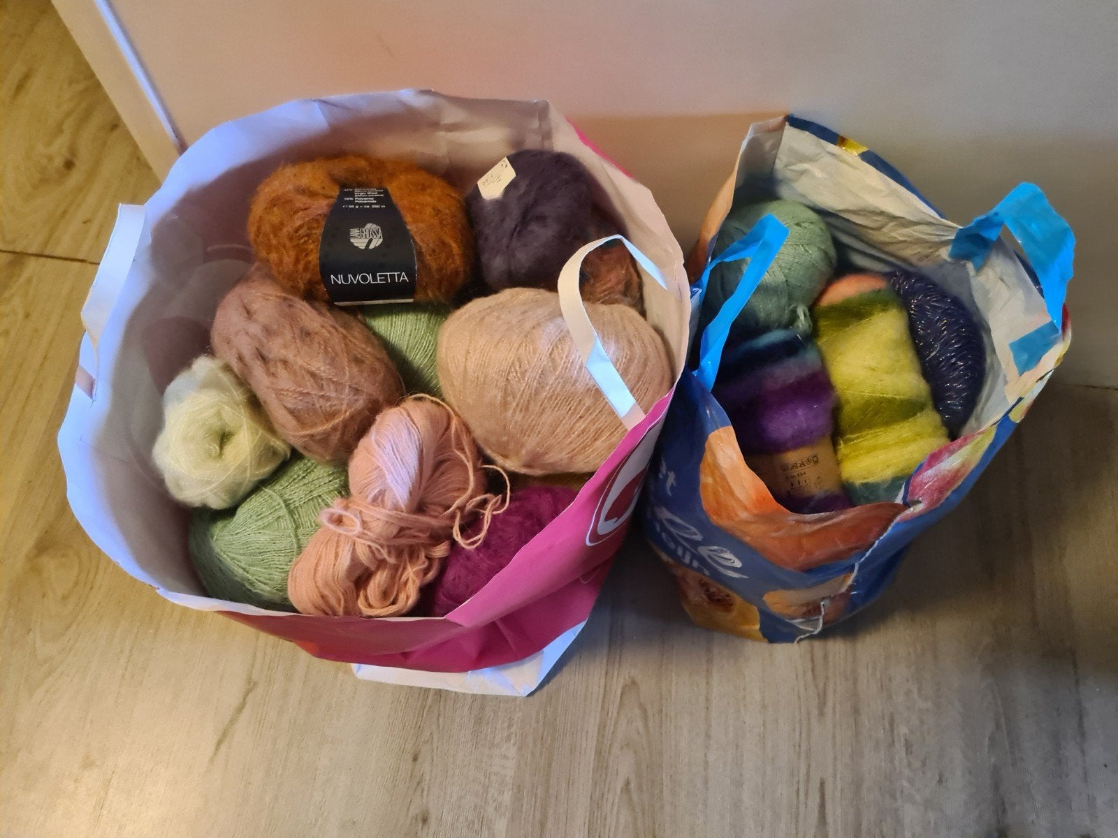 Grote partij wol en garen, diverse soorten en kleuren, Ophalen of Verzenden