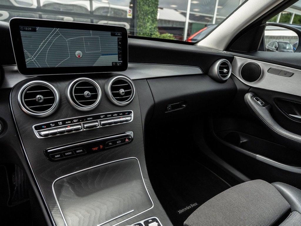 Mercedes-Benz C-klasse Estate 180 d Premium Pack | ACC | Cam, Auto's, Mercedes-Benz, Achterwielaandrijving, 4 cilinders, Leder