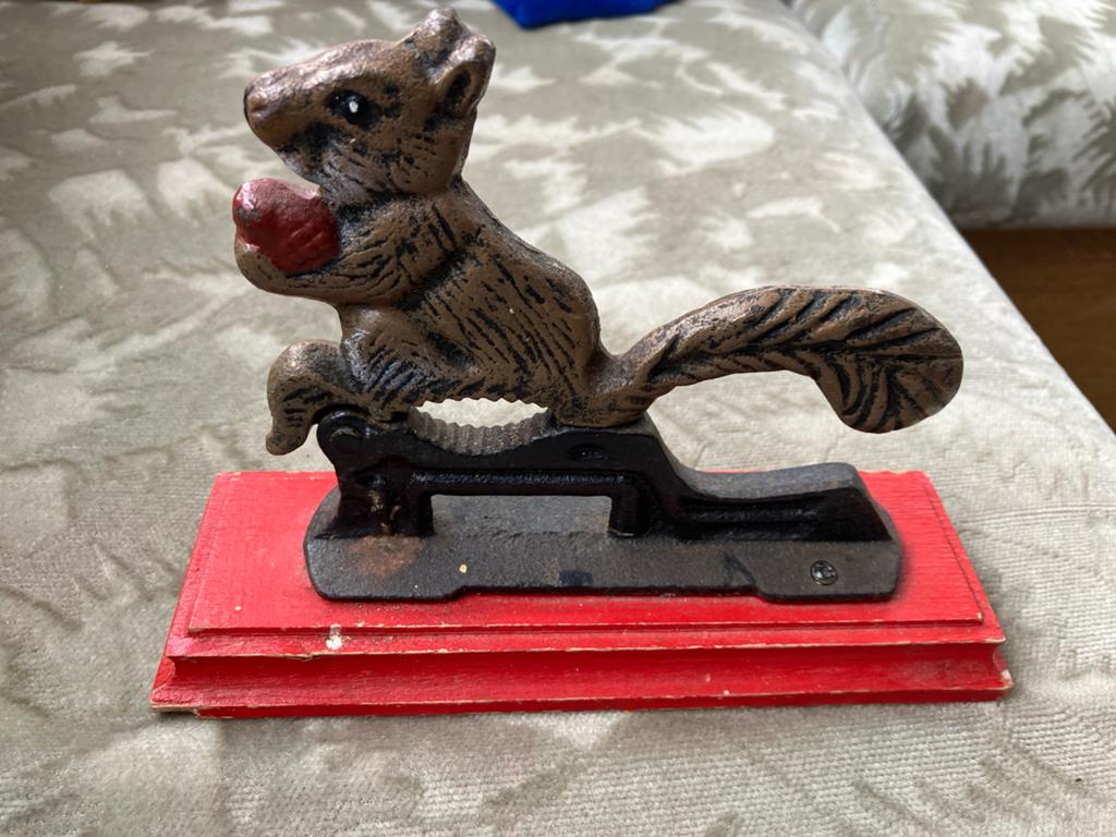 Vintage Noorse gietijzeren notenkraker eekhoorn, Verzenden